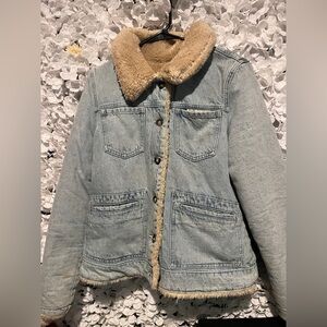 Idyllwind Light Blue Denim Jacket with Tan Sherpa Lining